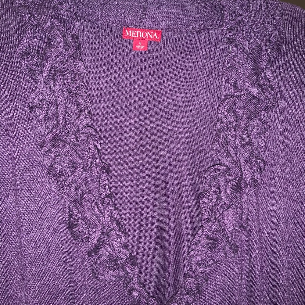 Beautiful Merona sweater from Target in purple in Size L.